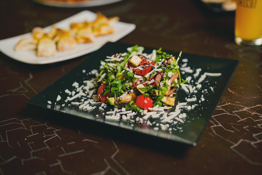 Ensalada Nirvana: un viaje de sabor vegetal